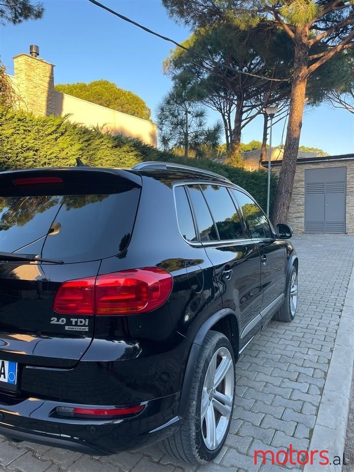 2013' Volkswagen Tiguan photo #3