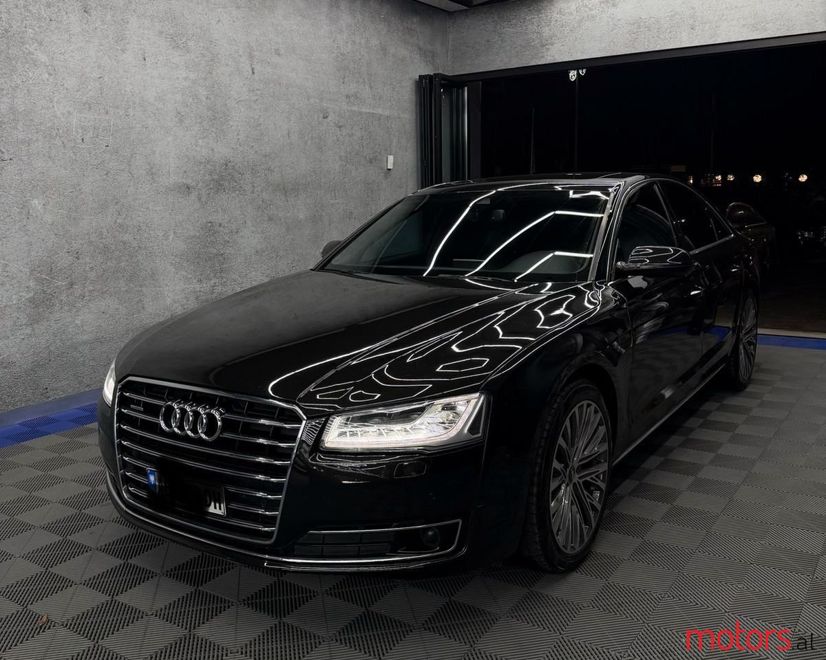 2015' Audi A8 photo #5