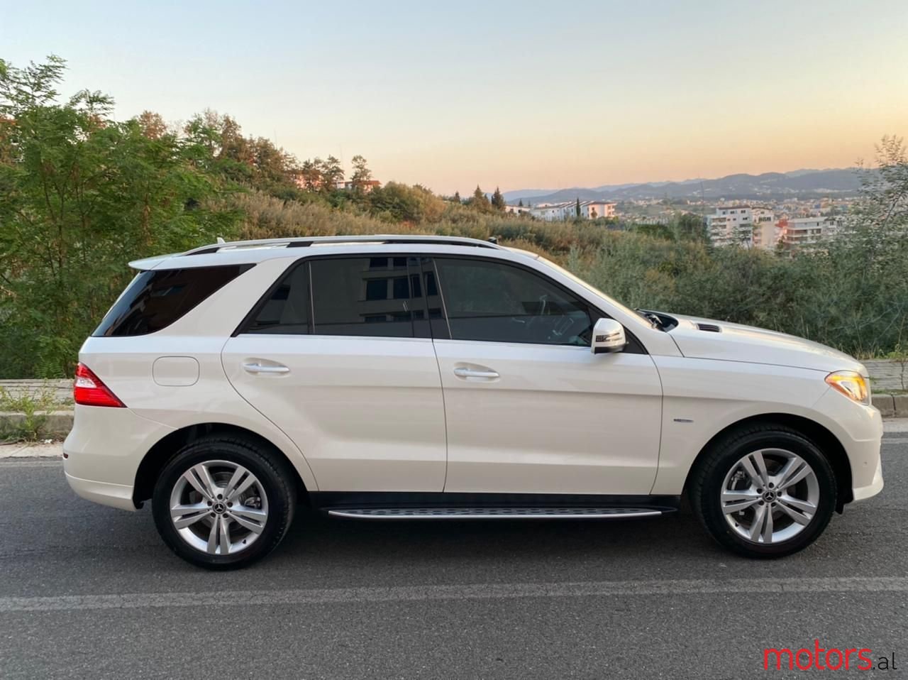 2012' Mercedes-Benz ML 350 photo #5