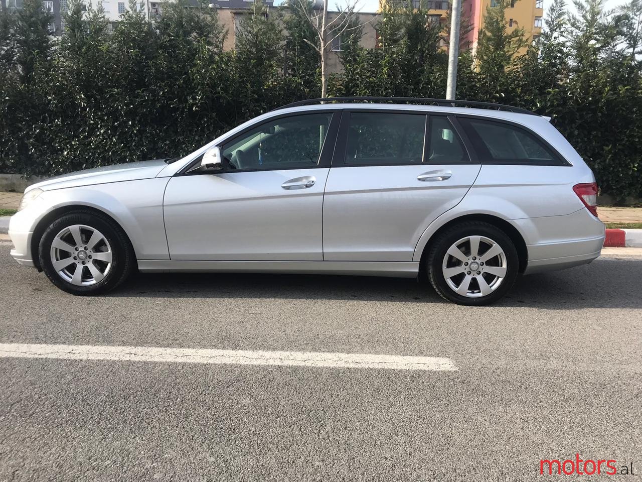 2008' Mercedes-Benz 220 photo #1