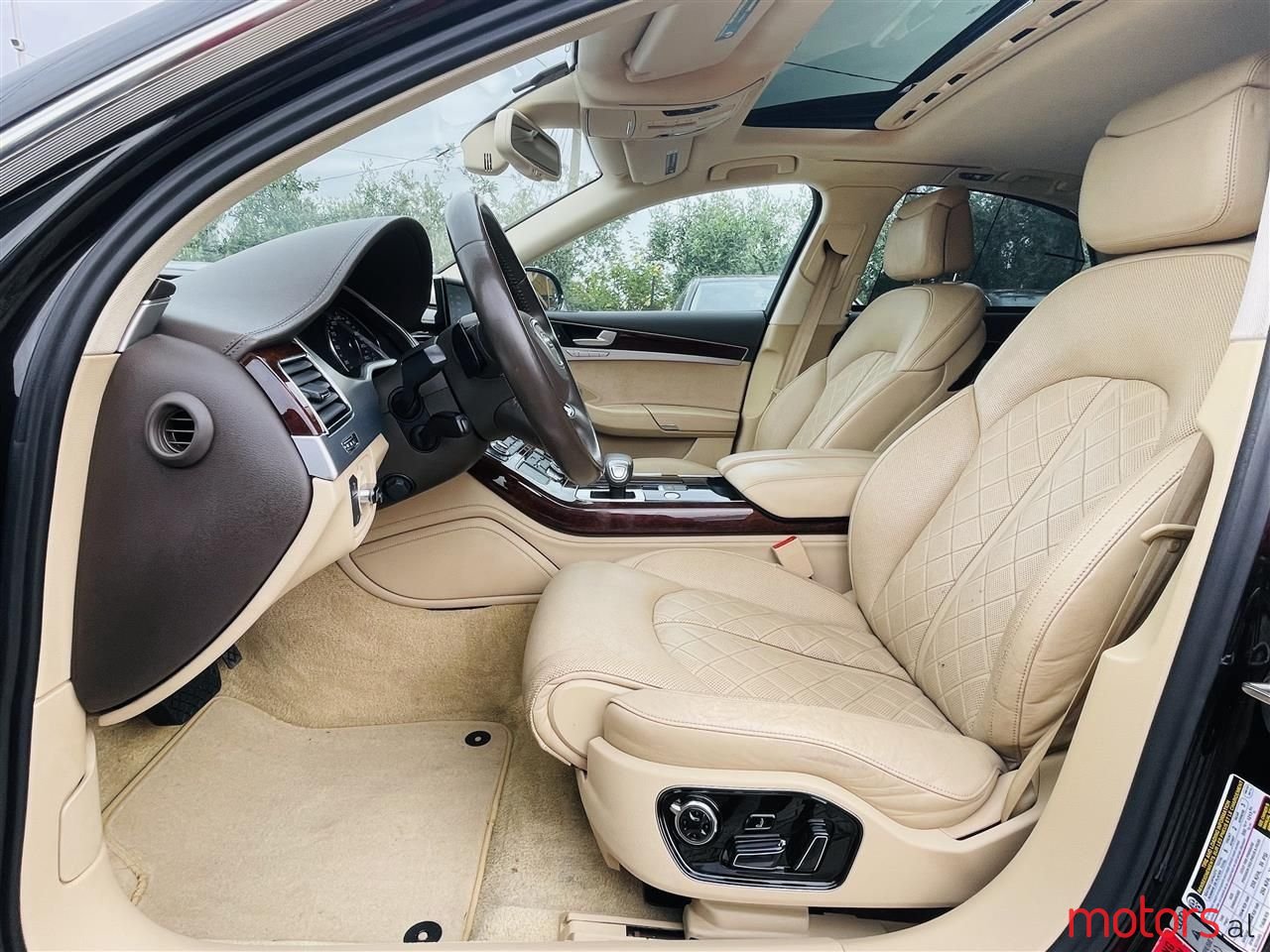 2014' Audi A8 photo #3