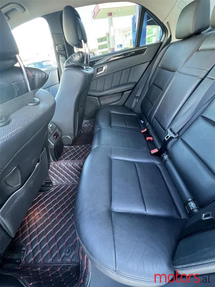 2012' Mercedes-Benz E 350 photo #4