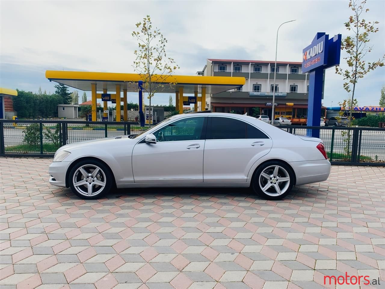 2008' Mercedes-Benz S 320 photo #6