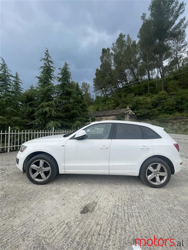 2012' Audi Q5 photo #3