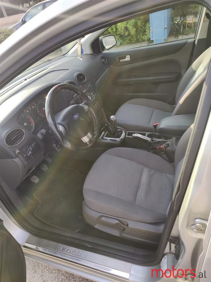 2007' Ford Focus photo #3