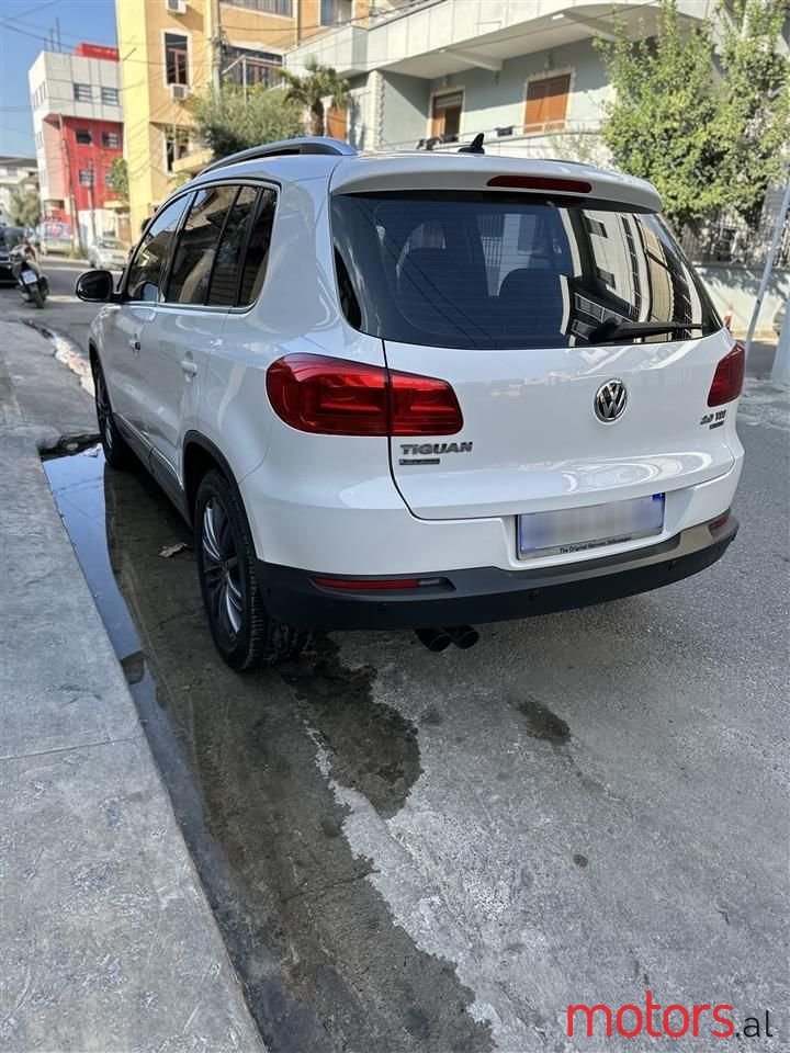 2013' Volkswagen Tiguan photo #4