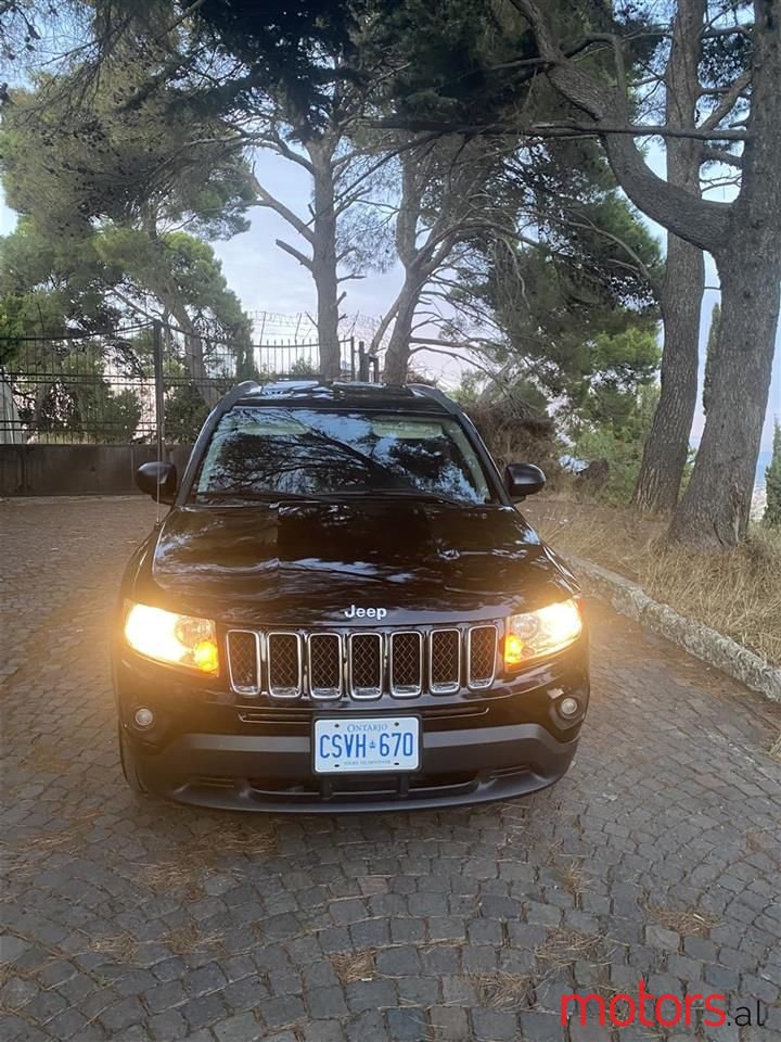 2012' Jeep Compass photo #4