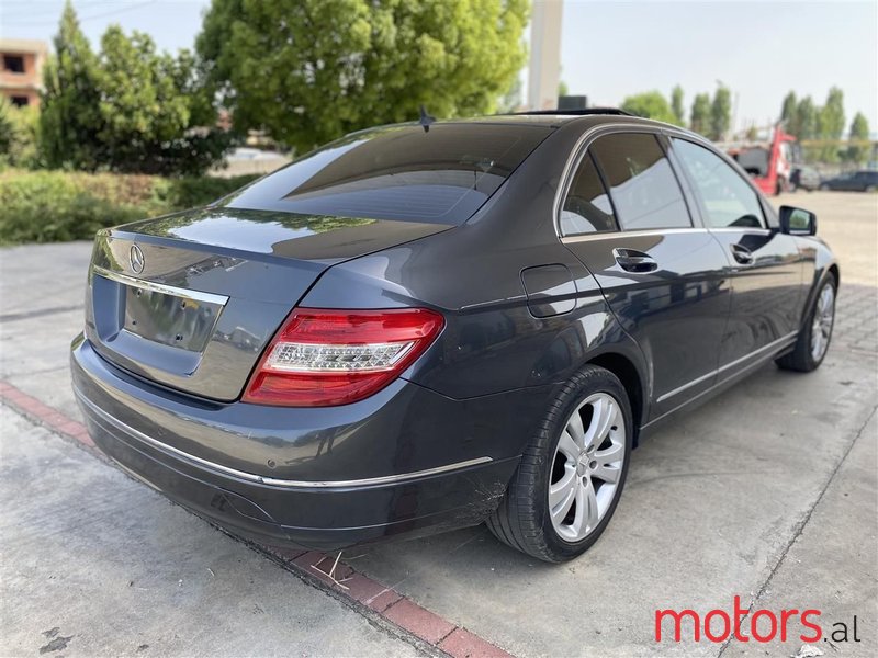 2010' Mercedes-Benz C 220 photo #3