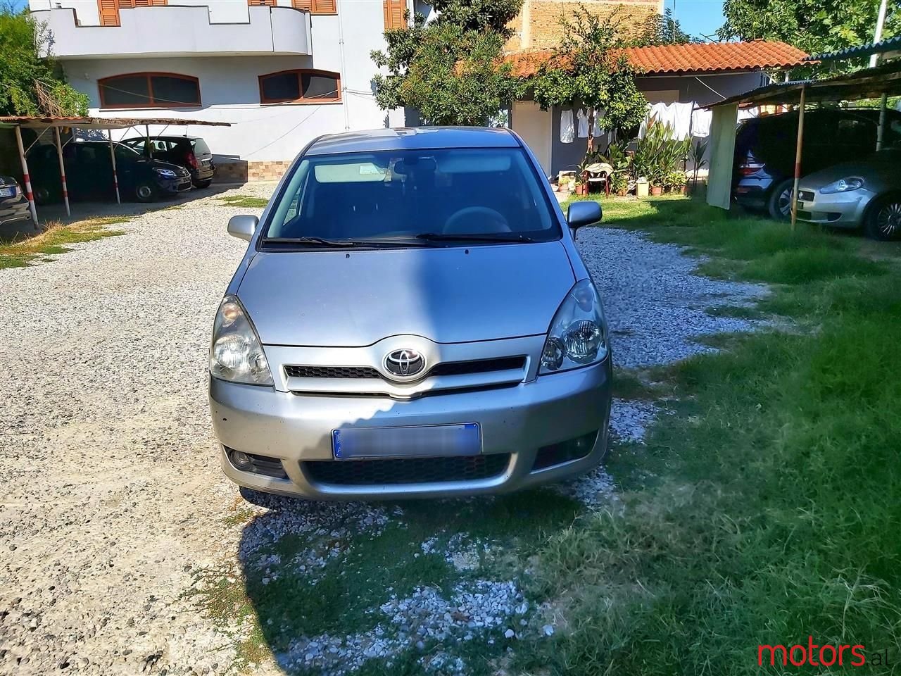 2007' Toyota Corolla Verso photo #1