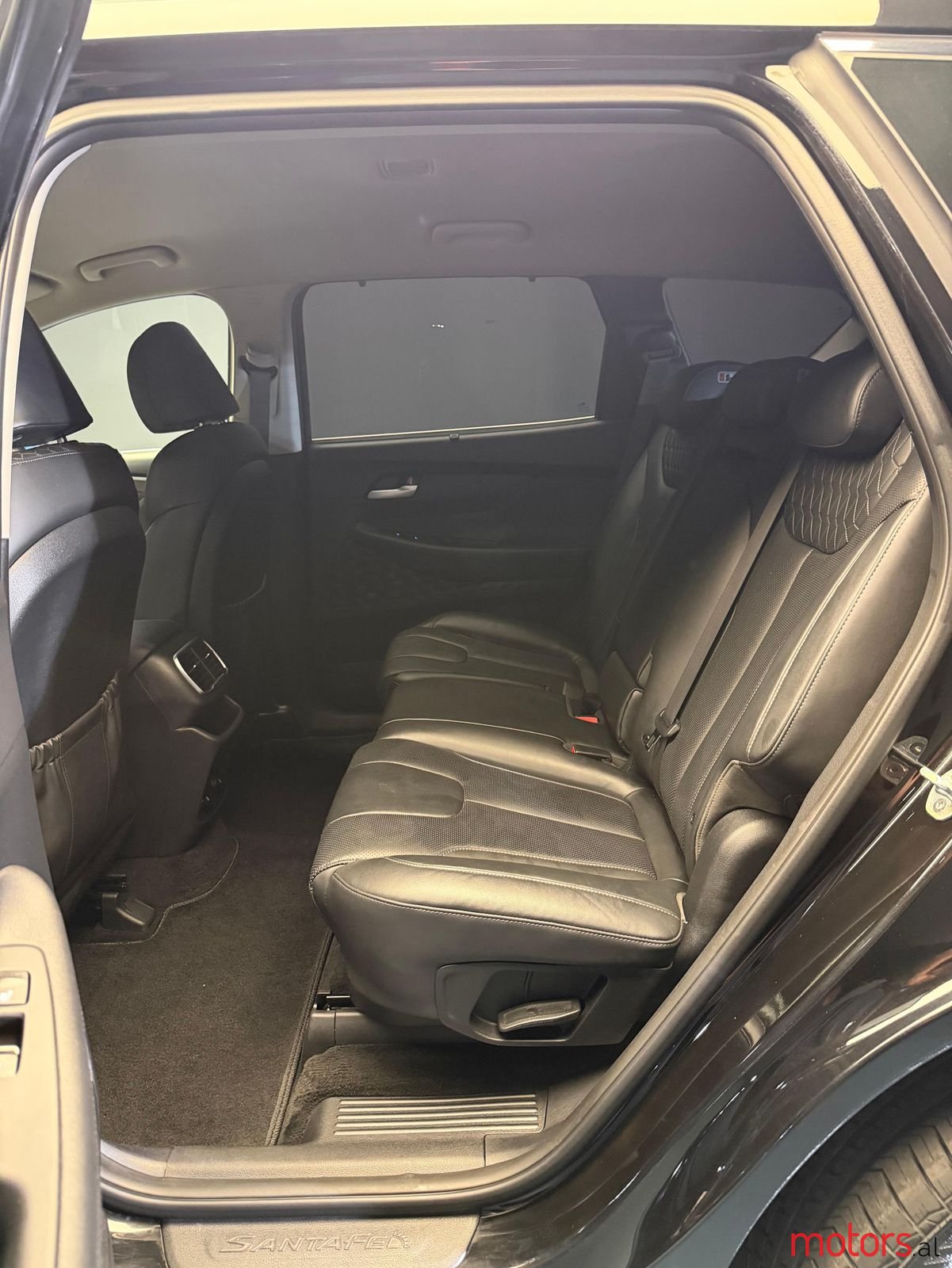 2019' Hyundai Santa Fe photo #4