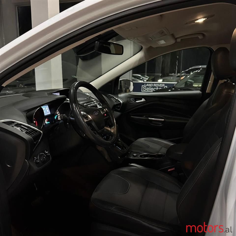 2014' Ford Kuga photo #3