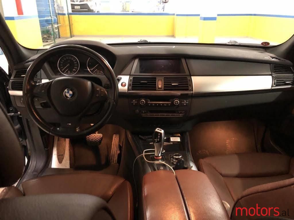2011' BMW X5 photo #6