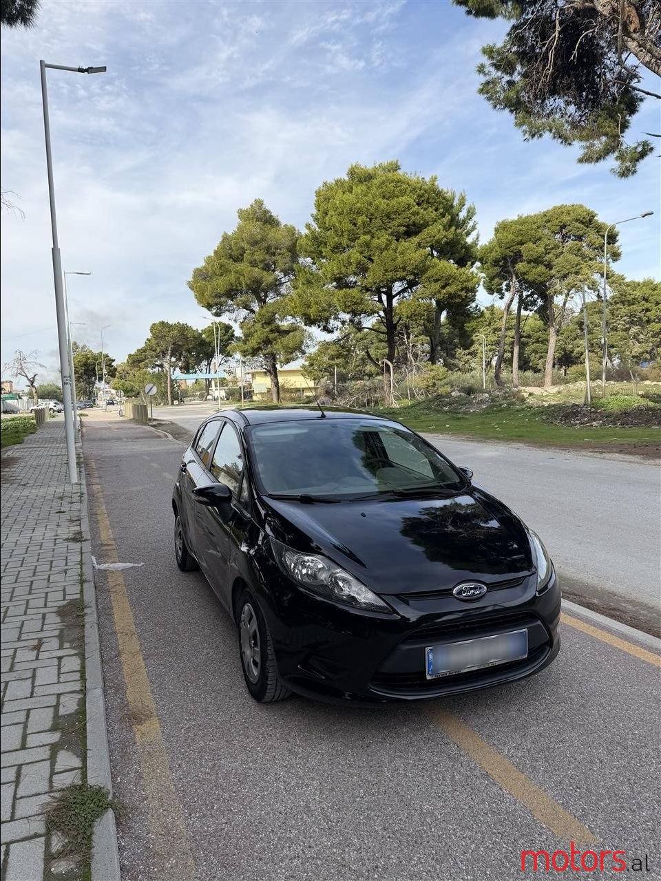 2011' Ford Fiesta photo #5