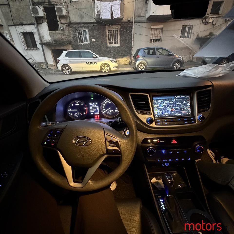 2015' Hyundai Tucson photo #6