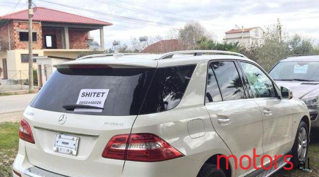 2012' Mercedes-Benz ML-Class photo #2