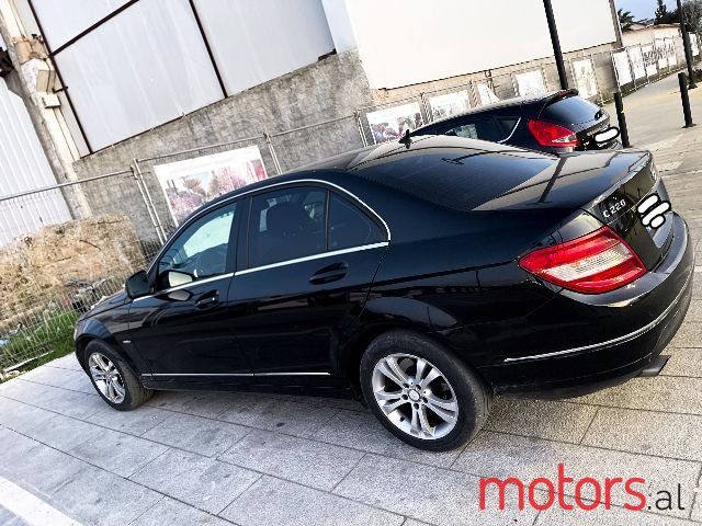 2007' Mercedes-Benz C-Class photo #2