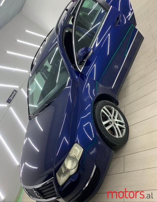 2006' Volkswagen Passat photo #6