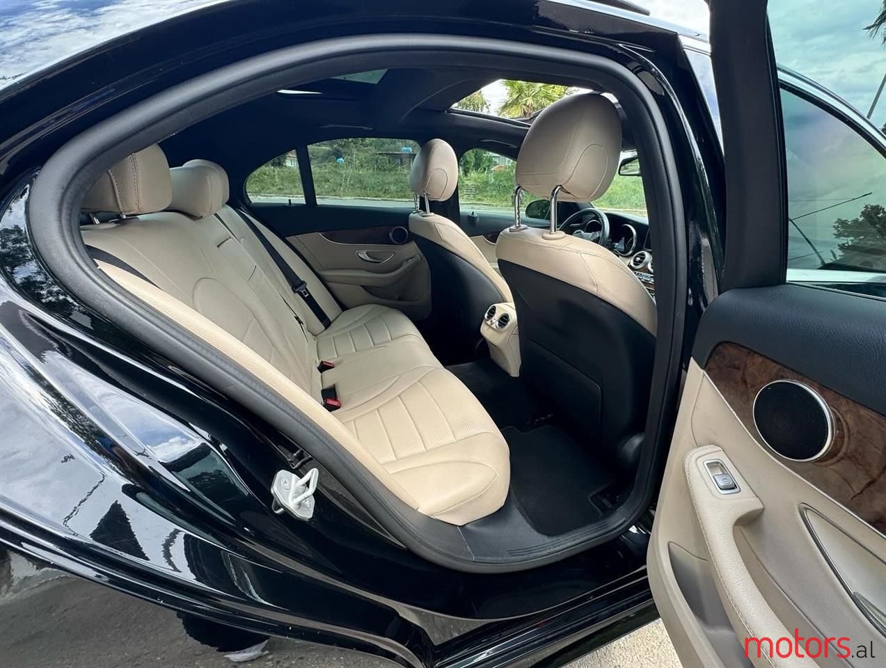 2017' Mercedes-Benz C 300 photo #6