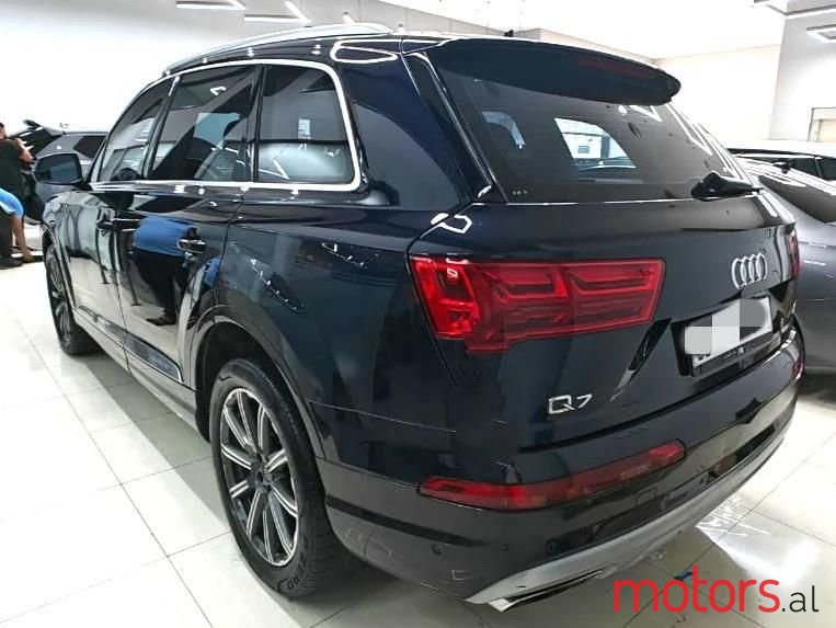 2017' Audi Q7 photo #2