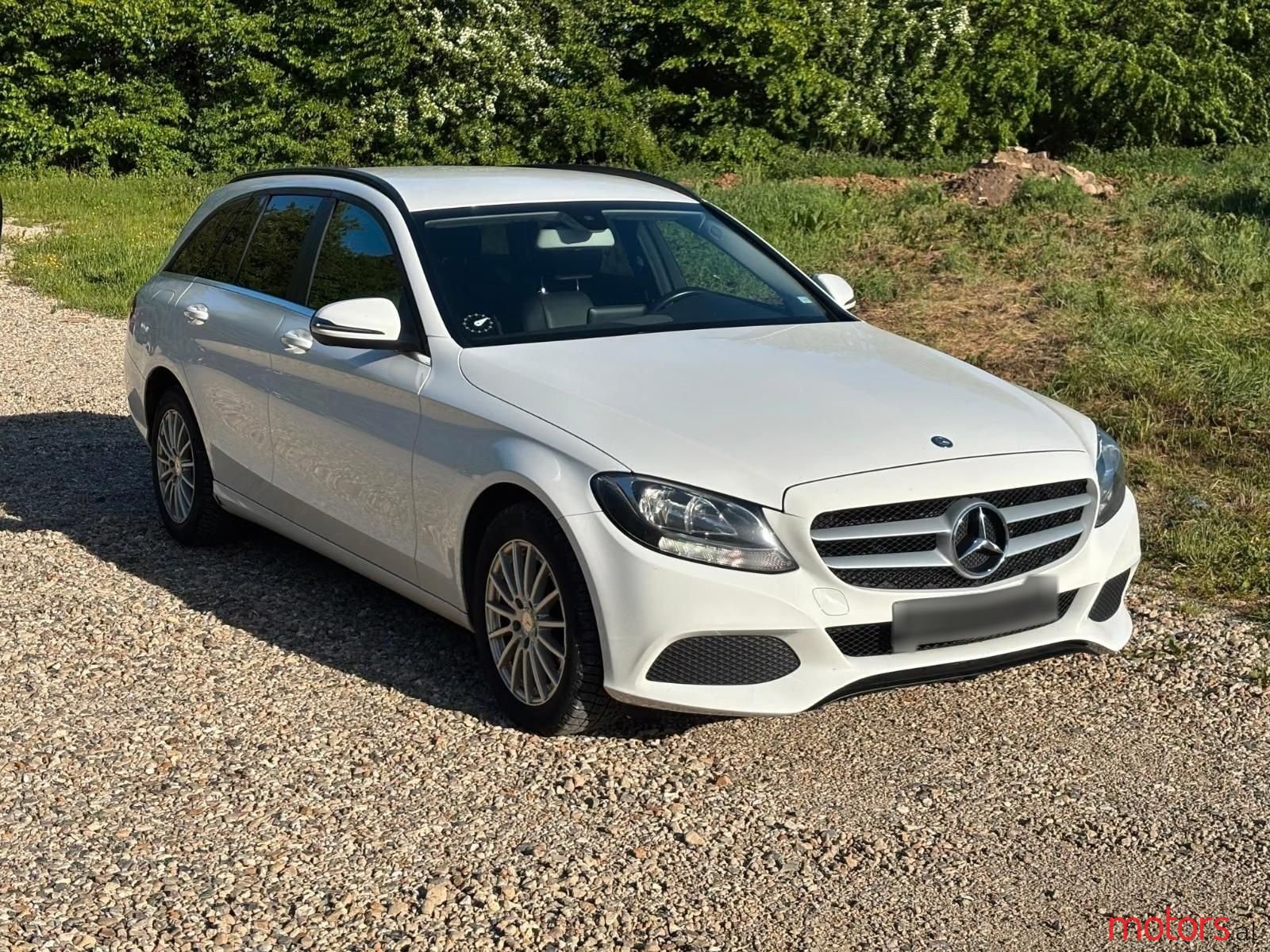 2016' Mercedes-Benz C 200 photo #2