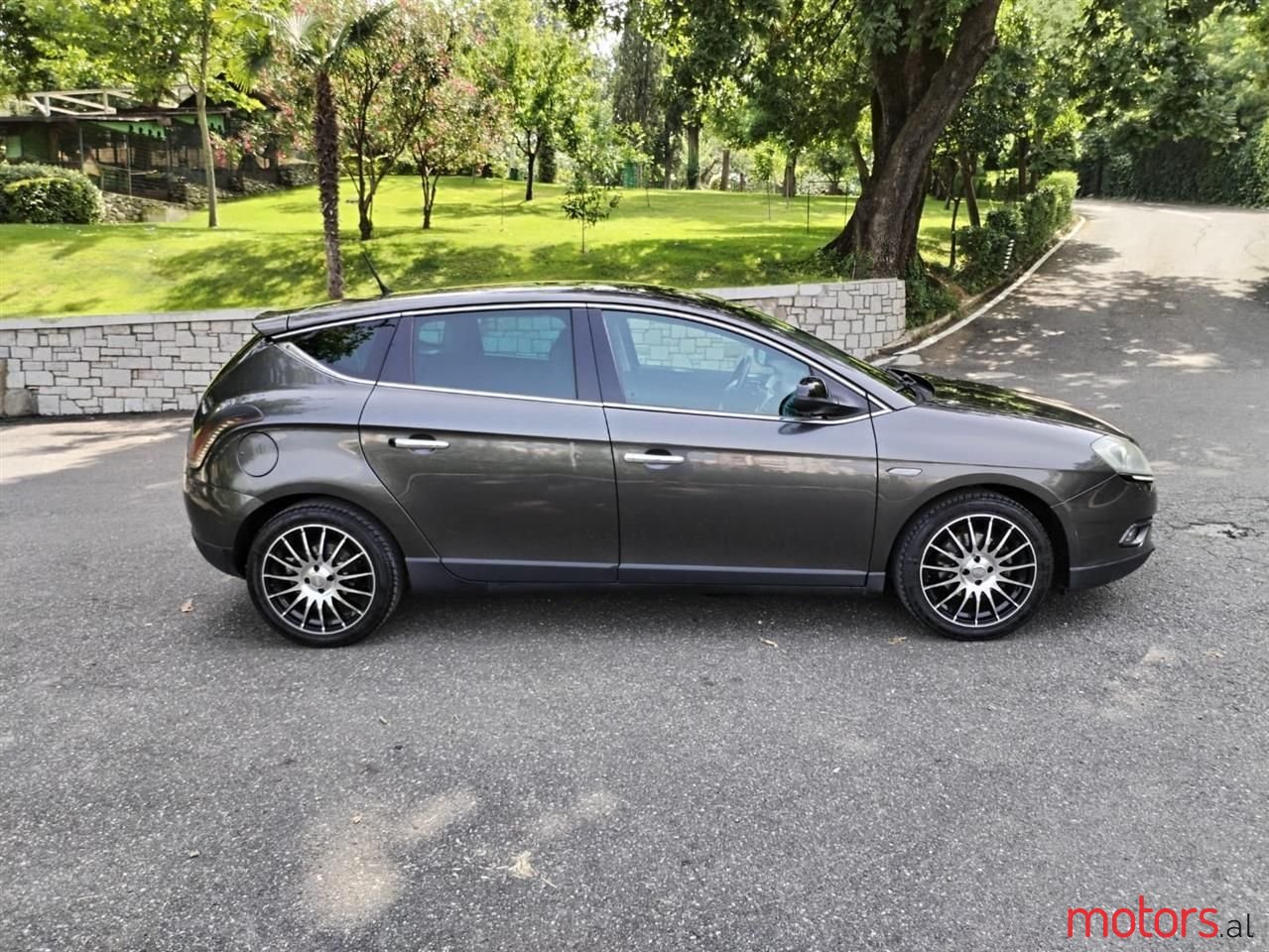 2010' Lancia Delta photo #6