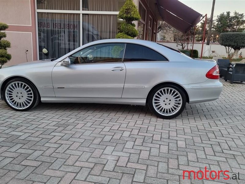 2004' Mercedes-Benz 270 photo #4