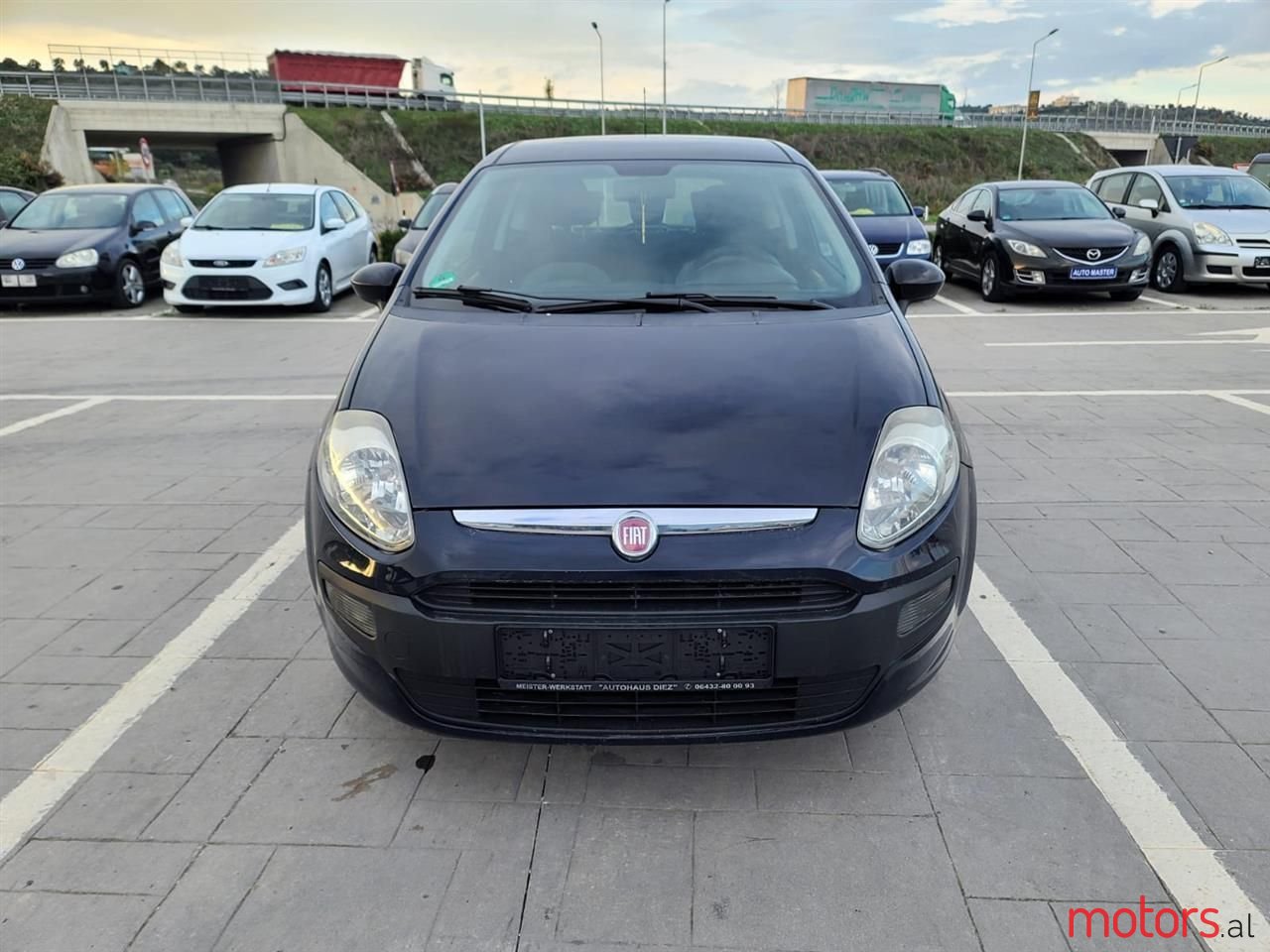 2011' Fiat Punto Evo photo #3