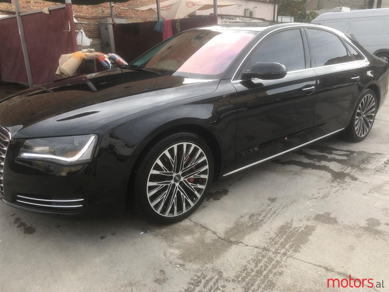 2013' Audi A8 photo #2