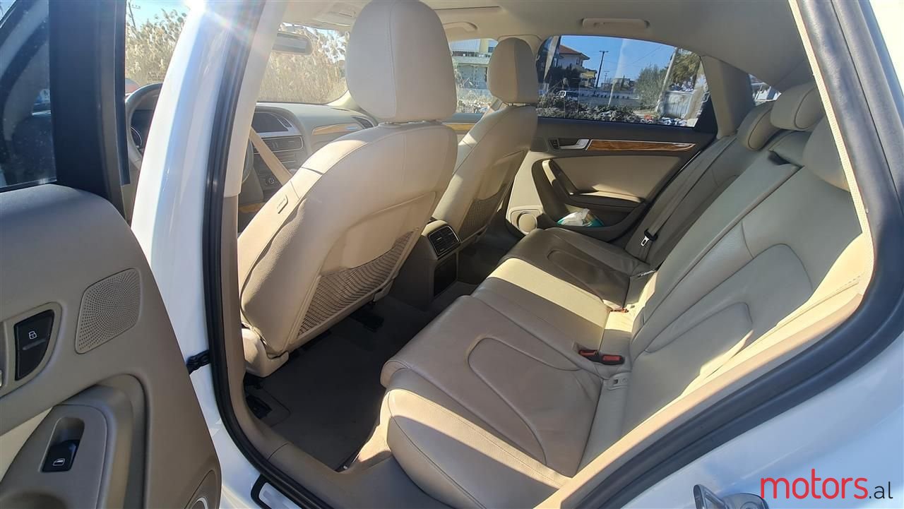 2010' Audi A4 photo #6