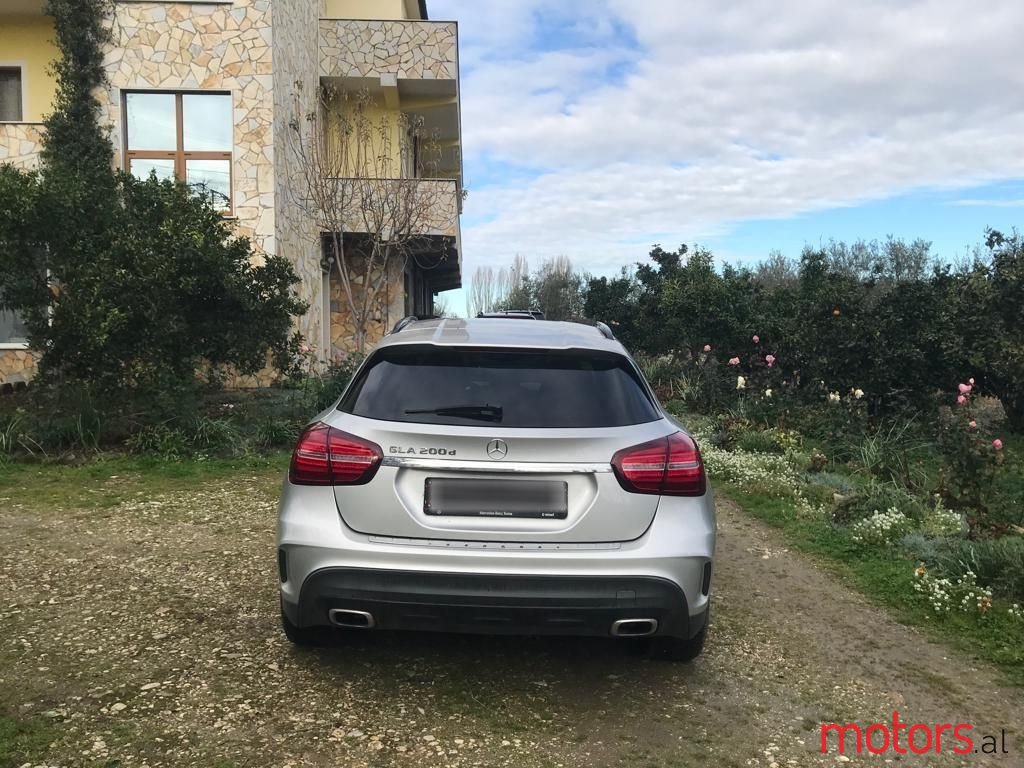 2018' Mercedes-Benz GLA 200 photo #6