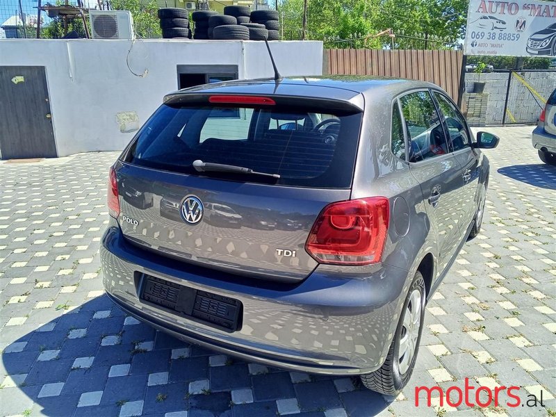 2012' Volkswagen Polo photo #2