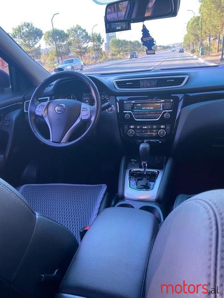 2015' Nissan Qashqai photo #6