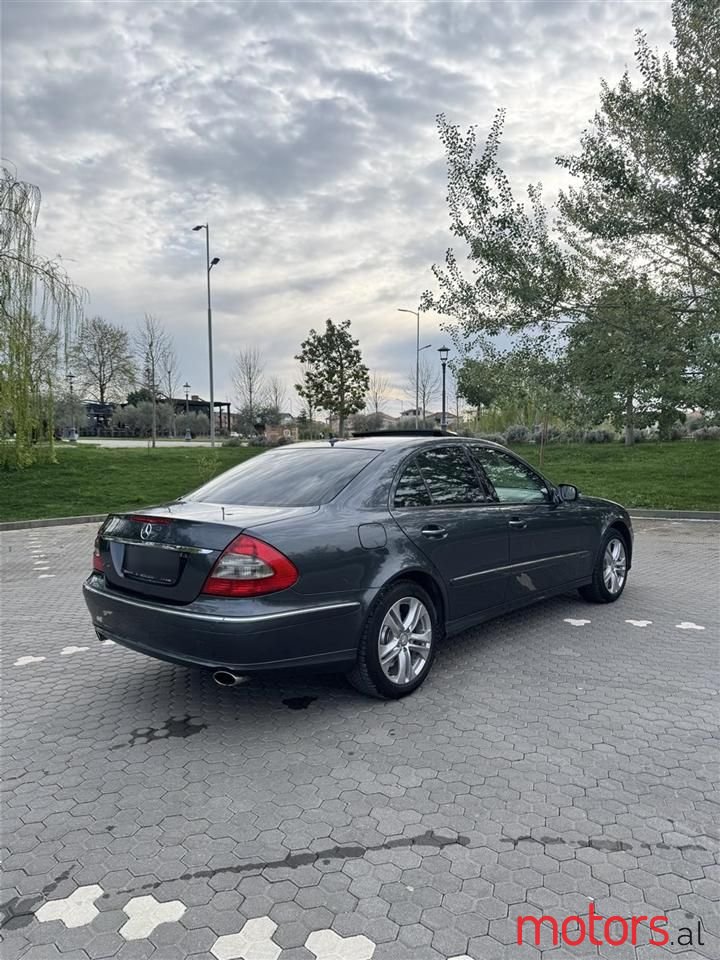 2008' Mercedes-Benz E 280 photo #6