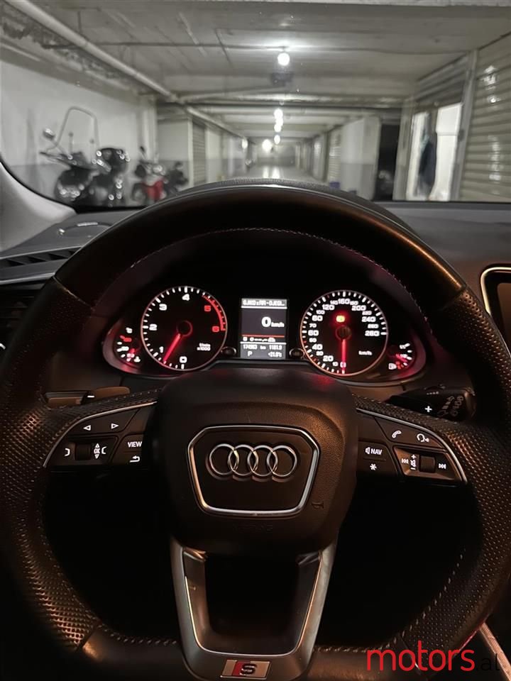 2012' Audi Q5 photo #5