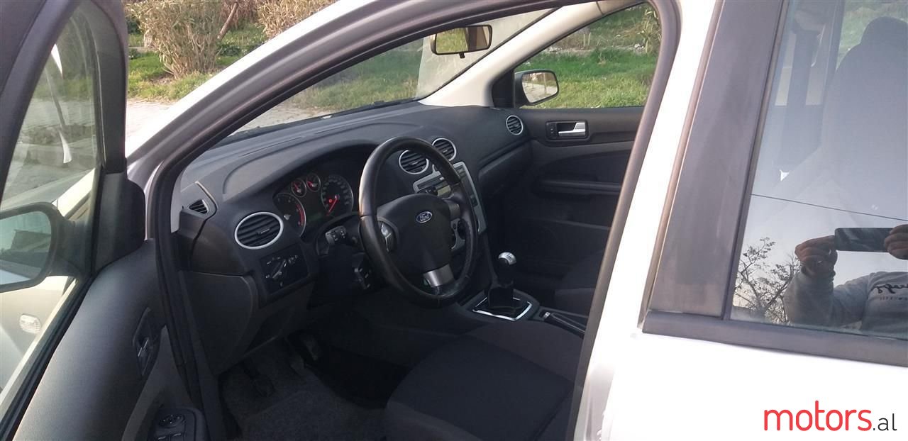 2006' Ford Focus photo #5