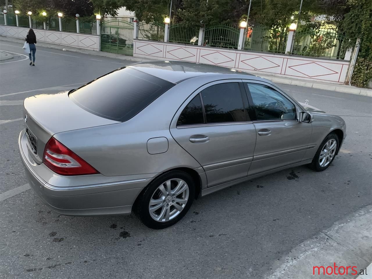 2005' Mercedes-Benz C 220 photo #4