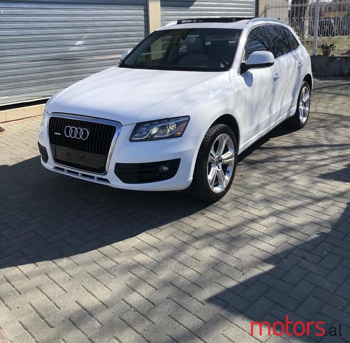2011' Audi Q5 photo #1