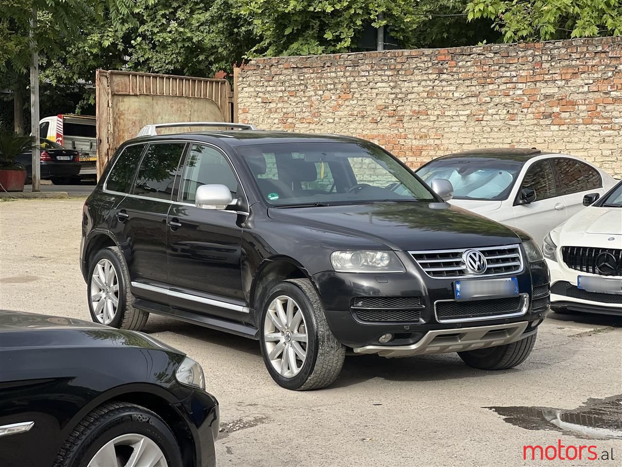 2007' Volkswagen Touareg photo #1