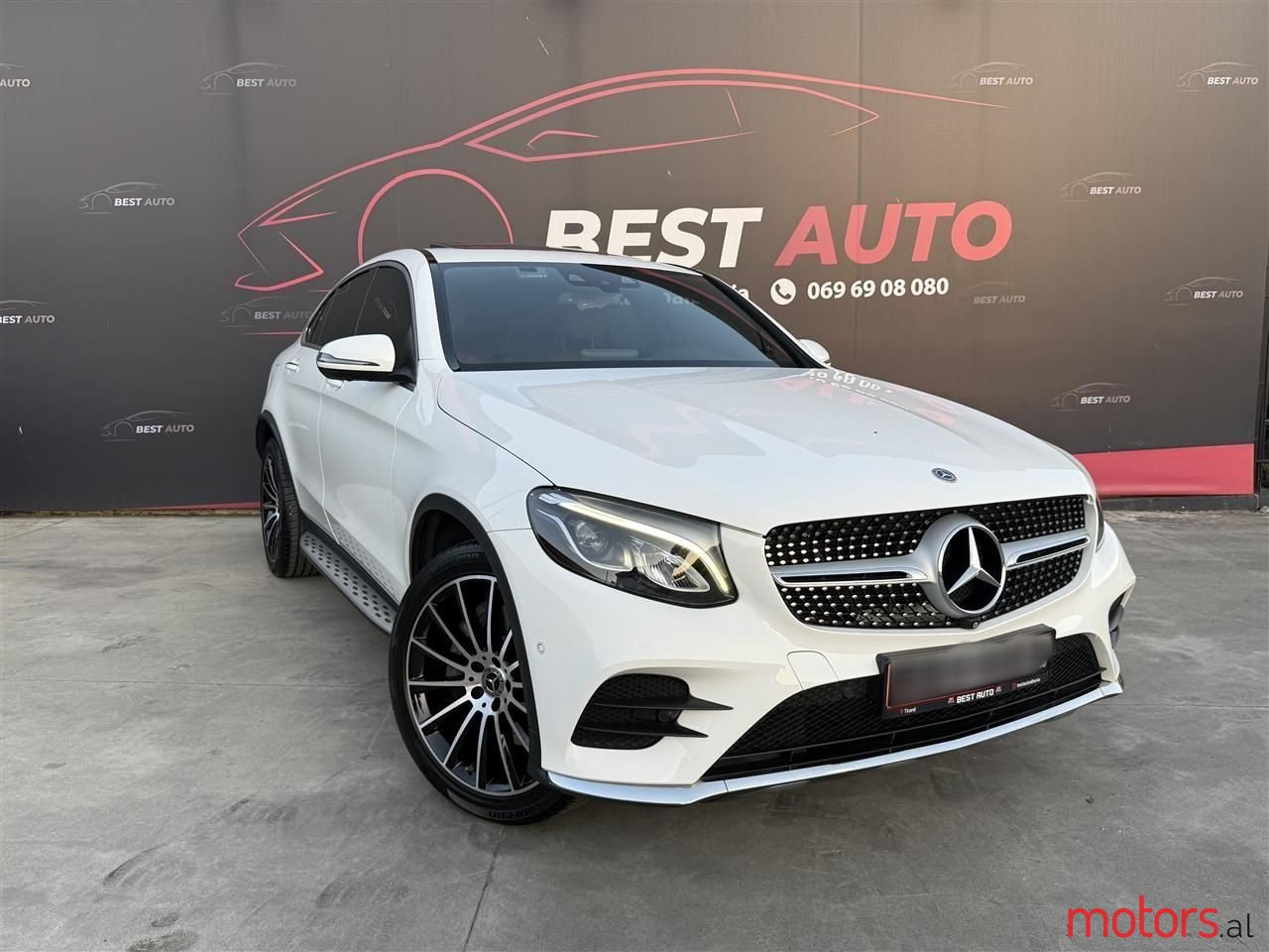 2017' Mercedes-Benz GLC 220 photo #1