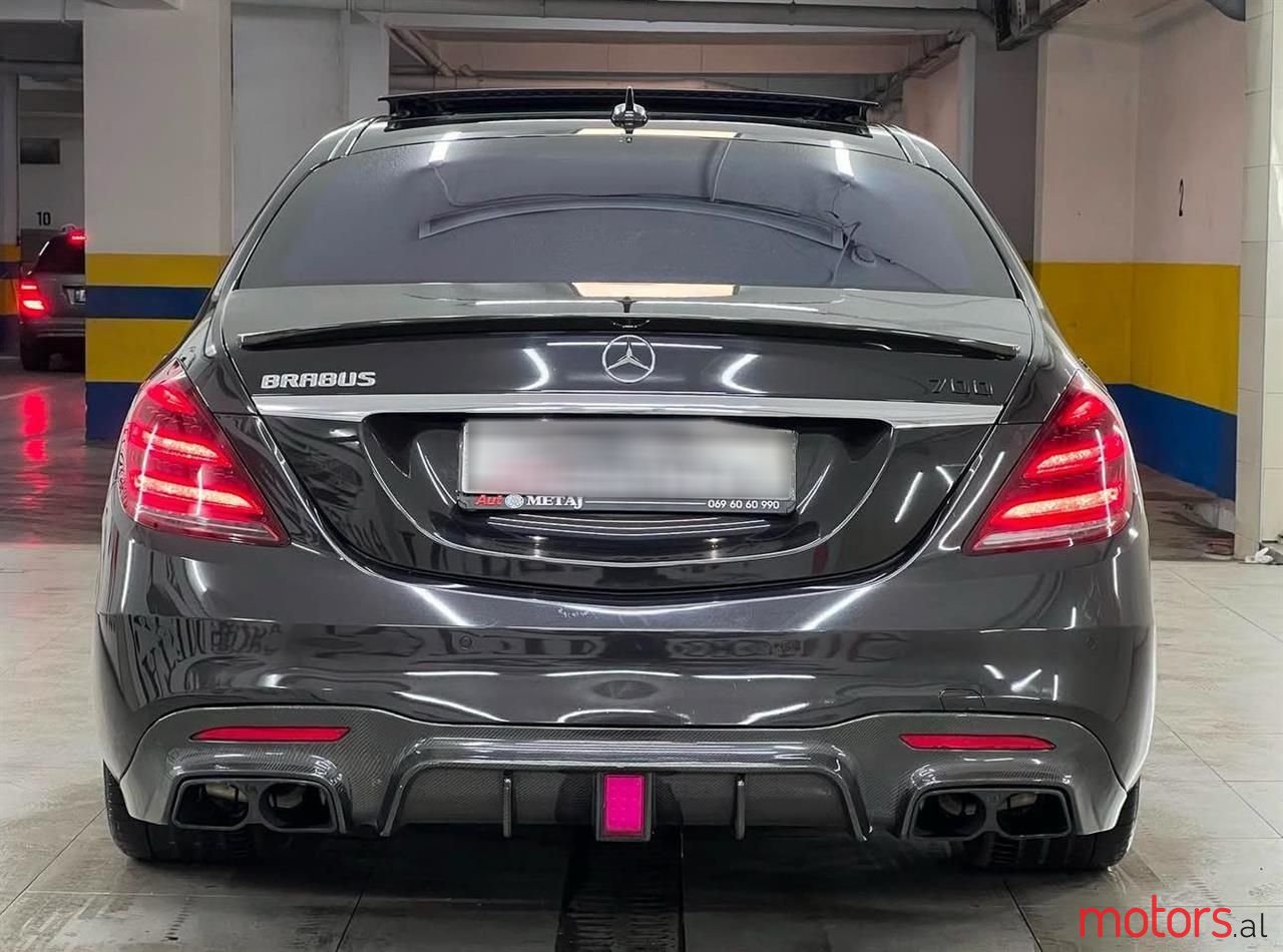 2014' Mercedes-Benz S 63 AMG photo #2