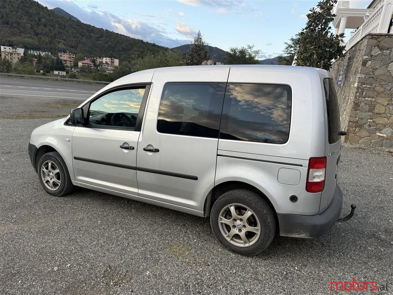 2007' Volkswagen Caddy photo #4