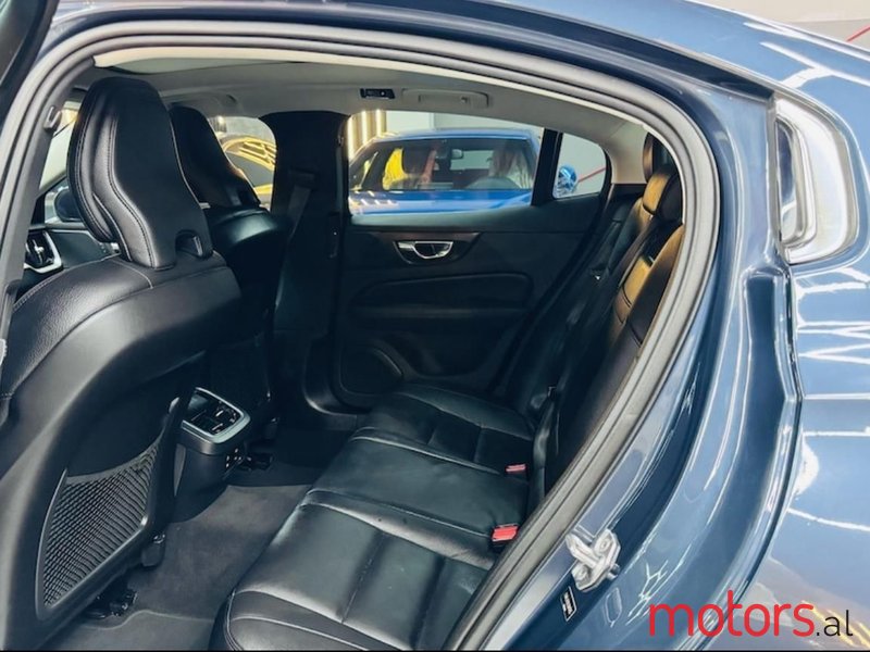 2020' Volvo S60 photo #4