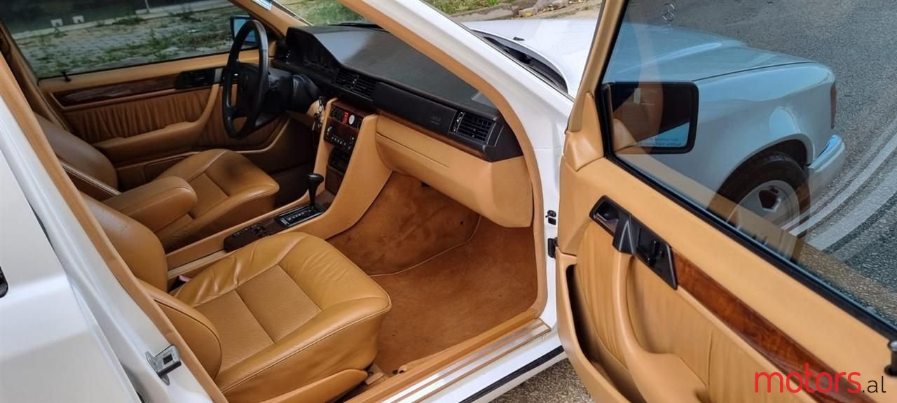 1993' Mercedes-Benz E 500 photo #6