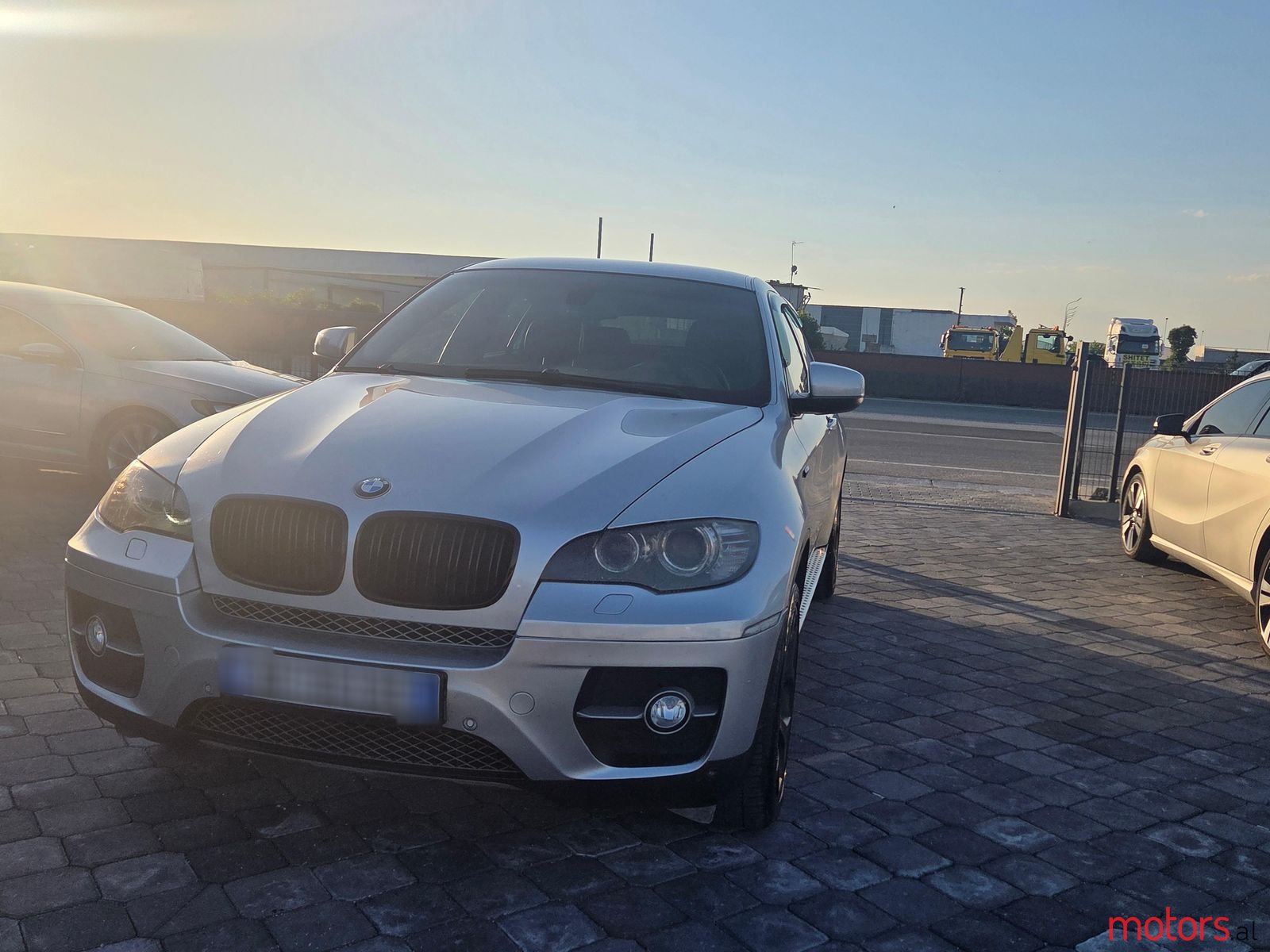 2010' BMW X6 photo #2