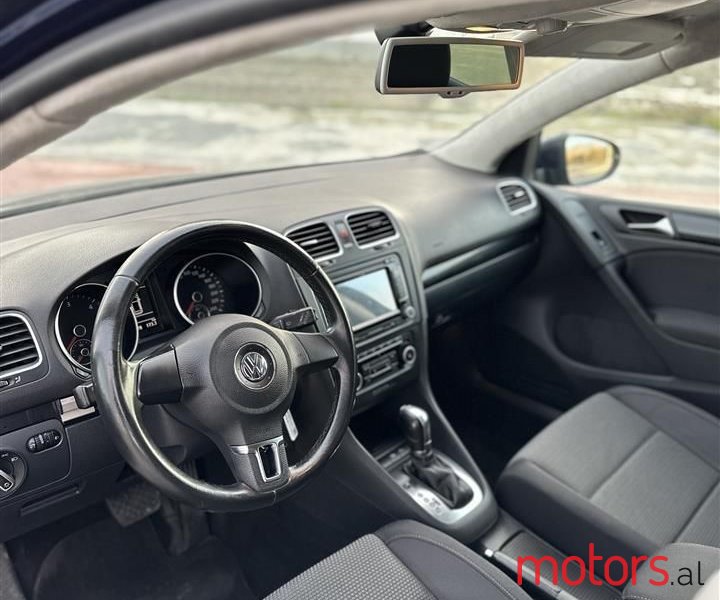 2012' Volkswagen Golf photo #3