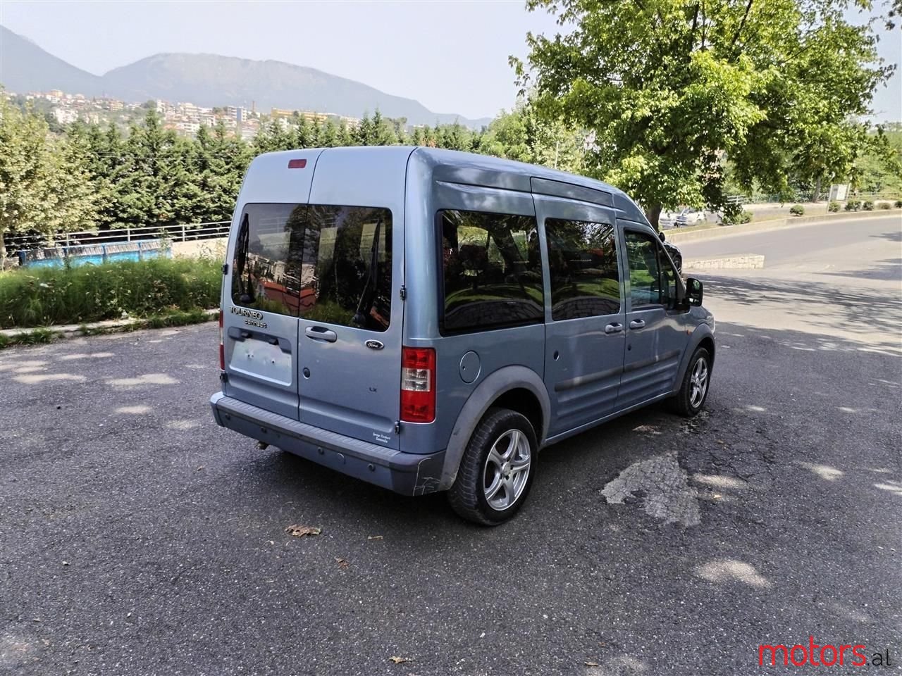 2008' Ford Grand Tourneo photo #5