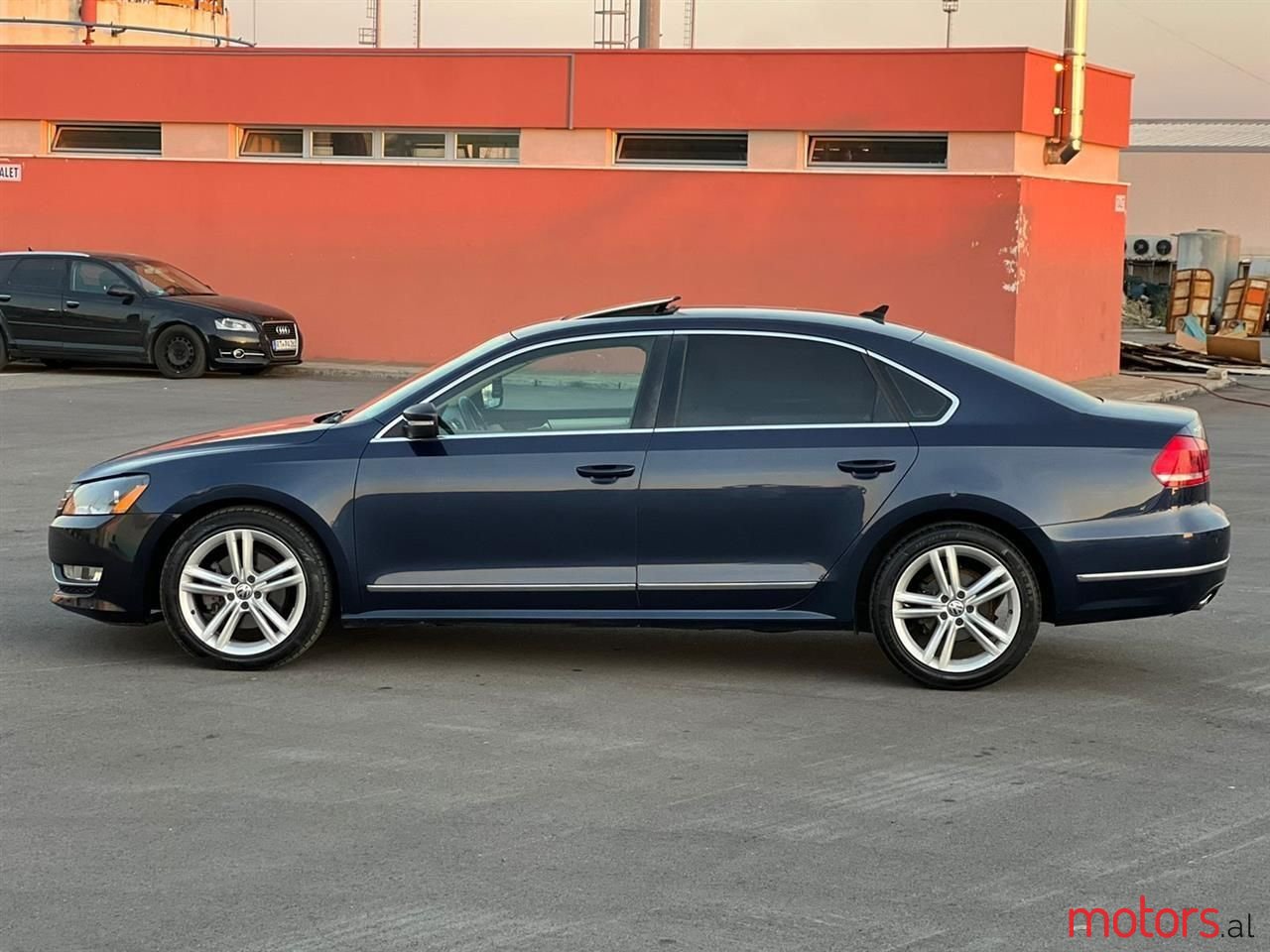 2012' Volkswagen Passat photo #3