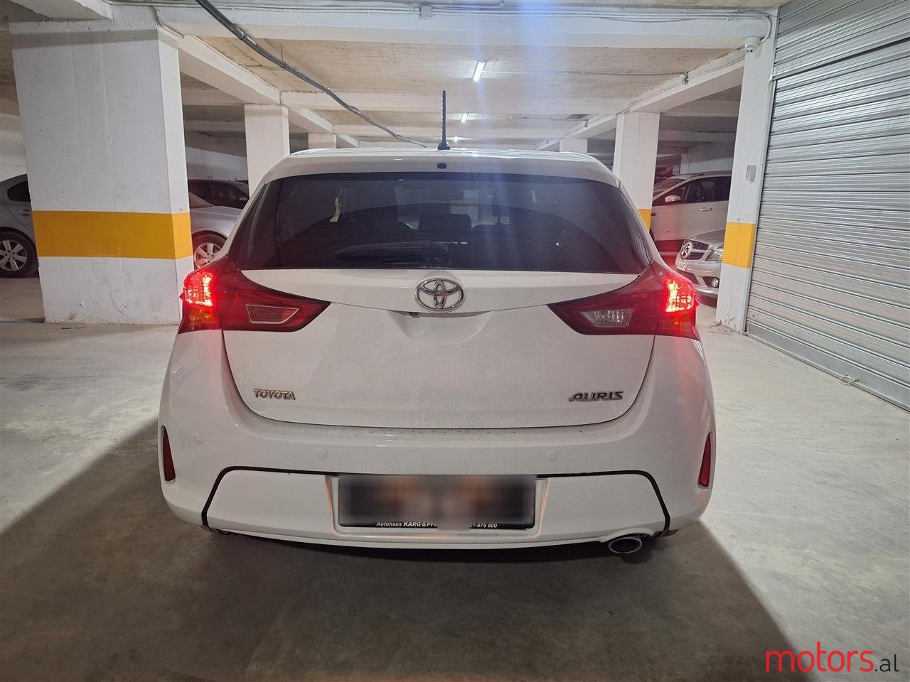 2013' Toyota Auris photo #6