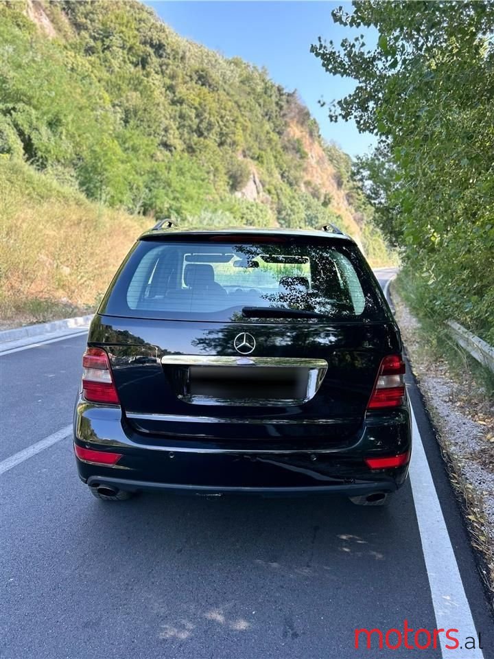 2010' Mercedes-Benz ML 280 photo #3