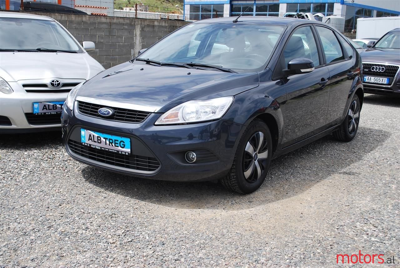 2010' Ford Focus photo #5